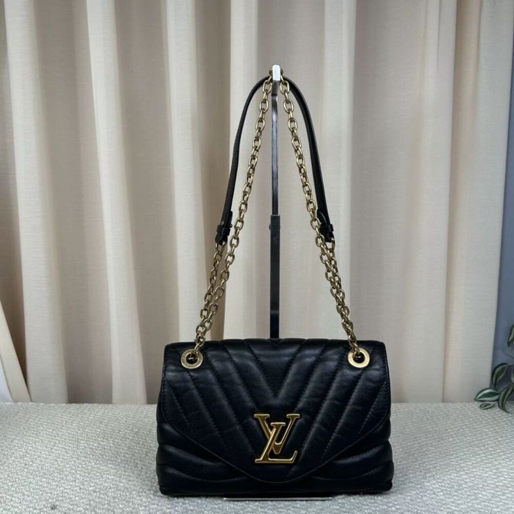 Louis Vuitton Women Pre-Loved Bag Very Good Condition